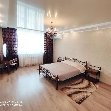 Panoramic View Lux Apartment On Metro Osokorky 基輔 外观 照片