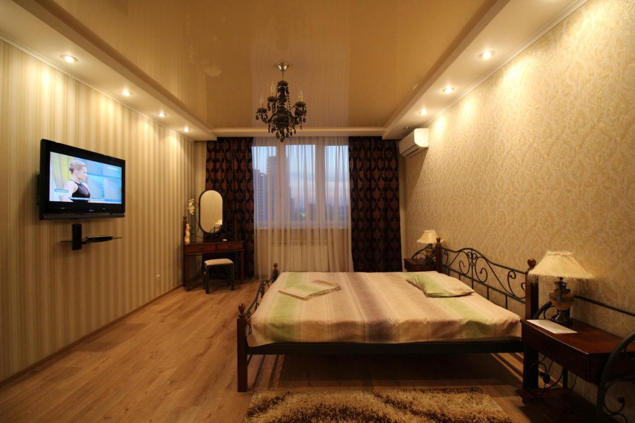 Panoramic View Lux Apartment On Metro Osokorky 基輔 外观 照片