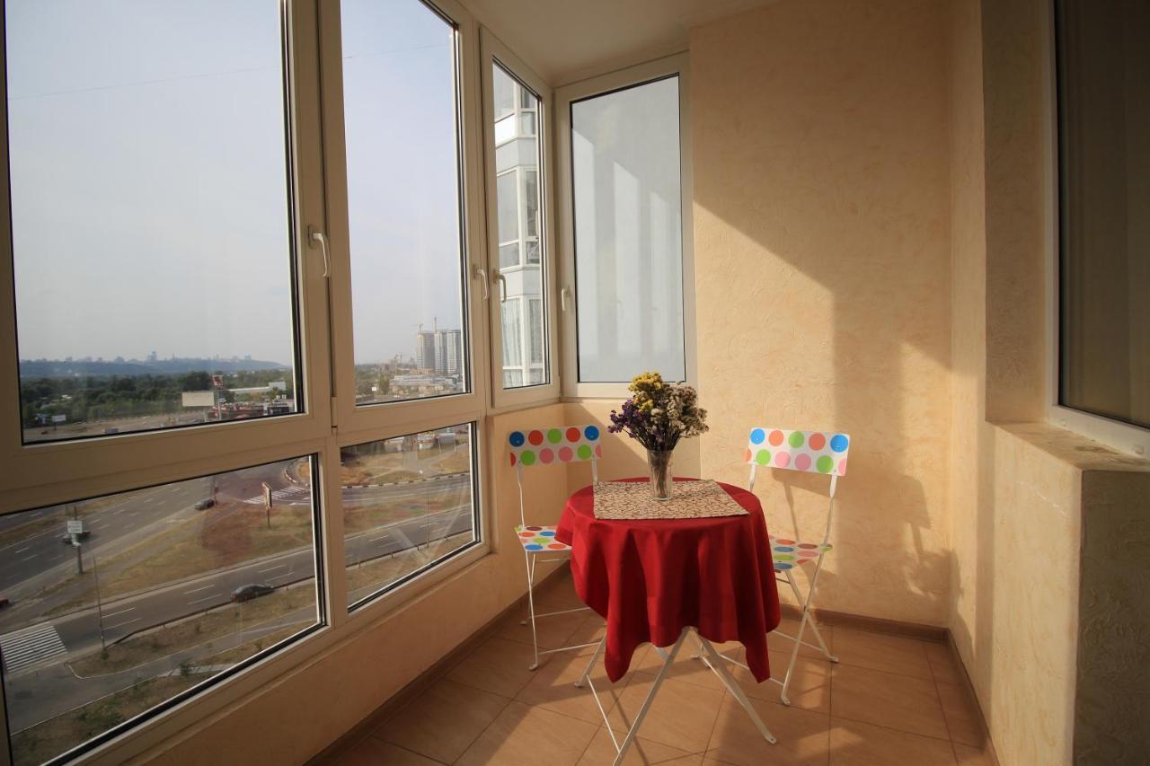 Panoramic View Lux Apartment On Metro Osokorky 基輔 外观 照片
